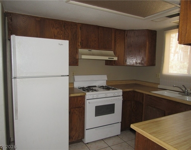 120 Bel Port Drive - Photo Thumbnail 6
