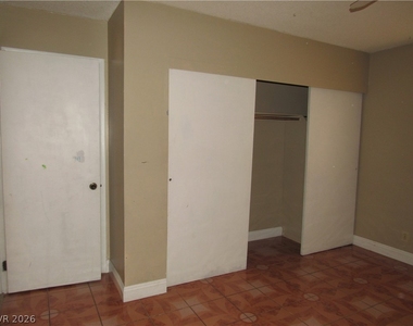 120 Bel Port Drive - Photo Thumbnail 14