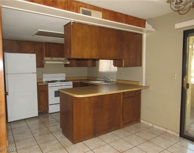 120 Bel Port Drive - Photo Thumbnail 4