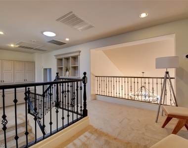 7686 Gossamer Wind Street - Photo Thumbnail 34