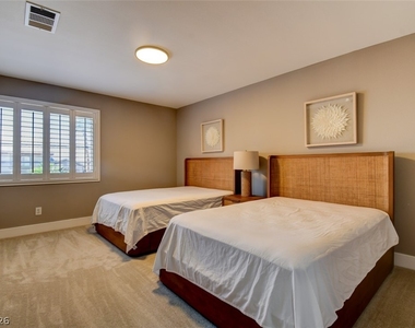 7686 Gossamer Wind Street - Photo Thumbnail 28