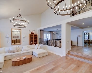 7686 Gossamer Wind Street - Photo Thumbnail 3