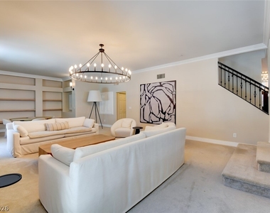 7686 Gossamer Wind Street - Photo Thumbnail 14