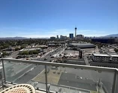 900 Las Vegas Boulevard - Photo Thumbnail 5