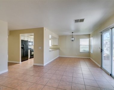 9532 Amber Valley Lane - Photo Thumbnail 8