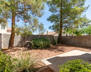 9532 Amber Valley Lane - Photo Thumbnail 23