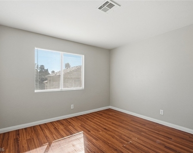 808 Majestic Rock Circle - Photo Thumbnail 21