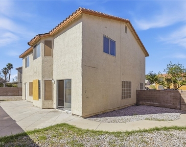 808 Majestic Rock Circle - Photo Thumbnail 30