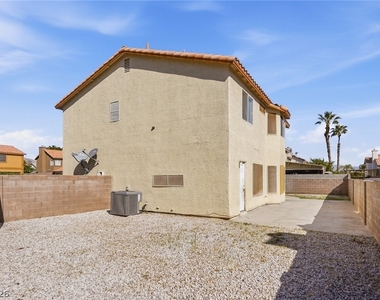 808 Majestic Rock Circle - Photo Thumbnail 31