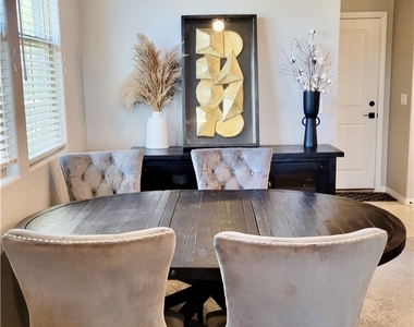 11593 Cedar Shore Avenue - Photo Thumbnail 4