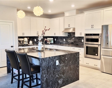 11593 Cedar Shore Avenue - Photo Thumbnail 5