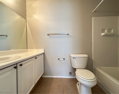 9312 Straw Hays Street - Photo Thumbnail 13