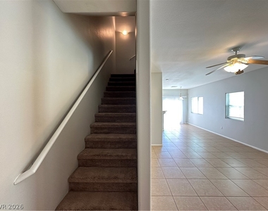 9312 Straw Hays Street - Photo Thumbnail 7