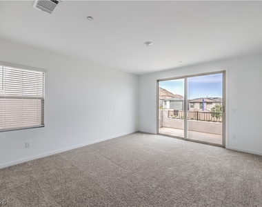 11804 Waterbird Avenue - Photo Thumbnail 7