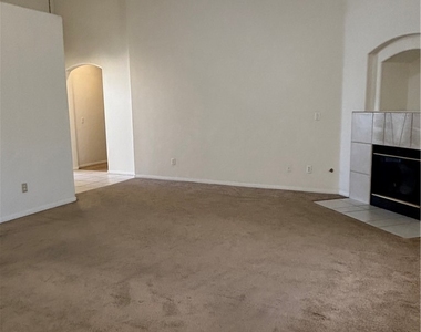 1601 Tranquil Meadows Lane - Photo Thumbnail 2