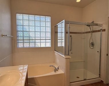 1601 Tranquil Meadows Lane - Photo Thumbnail 11