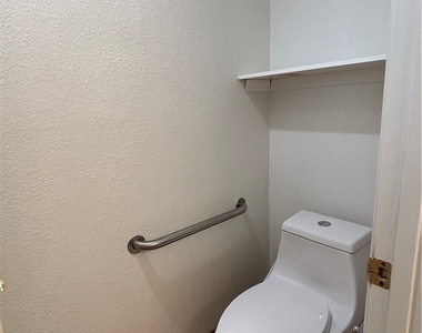 1601 Tranquil Meadows Lane - Photo Thumbnail 12