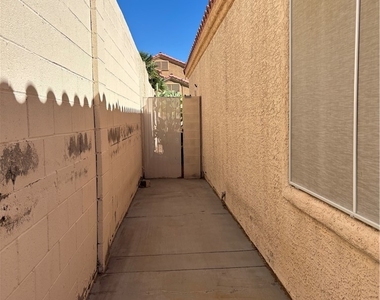 1601 Tranquil Meadows Lane - Photo Thumbnail 27