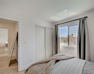 3200 Ivory Coast Drive - Photo Thumbnail 31