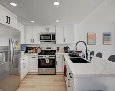 3200 Ivory Coast Drive - Photo Thumbnail 16