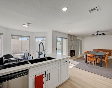 3200 Ivory Coast Drive - Photo Thumbnail 18