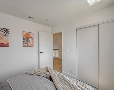 3200 Ivory Coast Drive - Photo Thumbnail 32