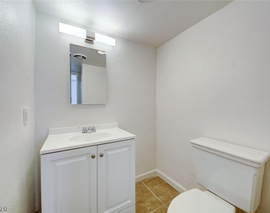 1700 Rexford Drive - Photo Thumbnail 38
