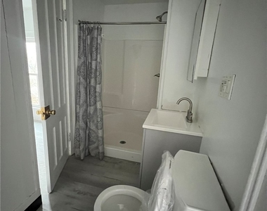 229 Kellogg Street - Photo Thumbnail 10
