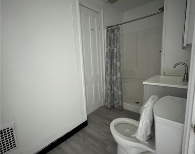 229 Kellogg Street - Photo Thumbnail 12