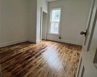 229 Kellogg Street - Photo Thumbnail 27