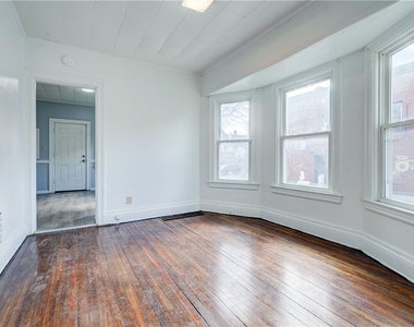 459 Parsells Avenue - Photo Thumbnail 8