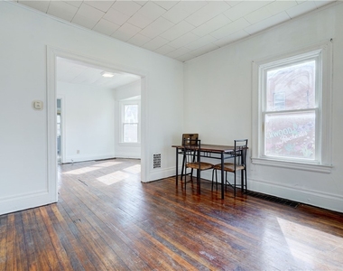459 Parsells Avenue - Photo Thumbnail 7