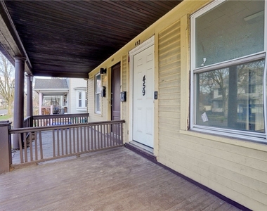 459 Parsells Avenue - Photo Thumbnail 3