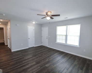 202 Evans Terrace - Photo Thumbnail 2