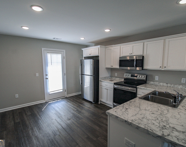 202 Evans Terrace - Photo Thumbnail 3