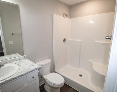139 Callaway Crescent - Photo Thumbnail 9
