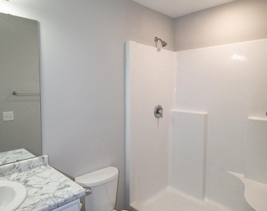 139 Callaway Crescent - Photo Thumbnail 8