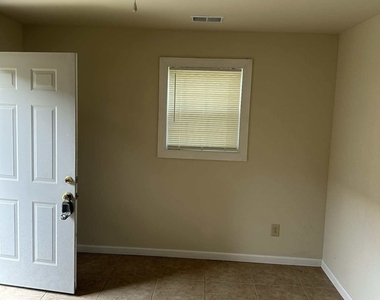 1167 Turner Way - Photo Thumbnail 9