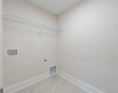 126 Spaulding Lane - Photo Thumbnail 32
