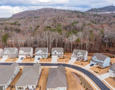 126 Spaulding Lane - Photo Thumbnail 46