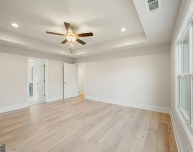 126 Spaulding Lane - Photo Thumbnail 22
