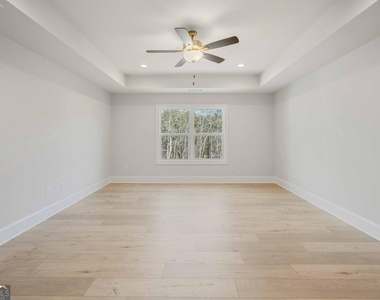 126 Spaulding Lane - Photo Thumbnail 21