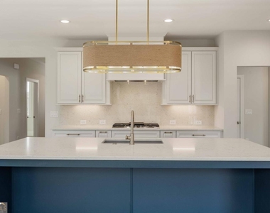 126 Spaulding Lane - Photo Thumbnail 10