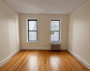 241 East 38th Street - Photo Thumbnail 1