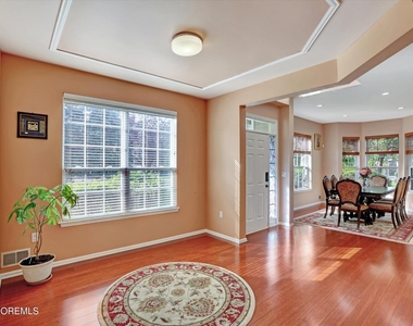 150 Nathan Drive - Photo Thumbnail 6