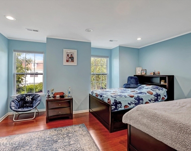 150 Nathan Drive - Photo Thumbnail 25