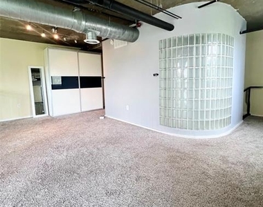 3110 Thomas Avenue - Photo Thumbnail 8