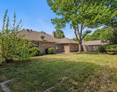1531 Pickwick Lane - Photo Thumbnail 22