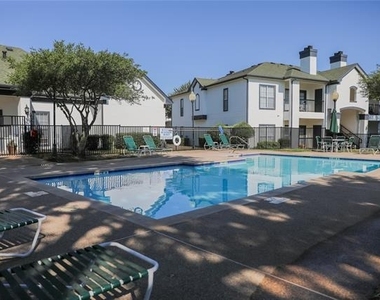 1600 N 9th Street - Photo Thumbnail 10
