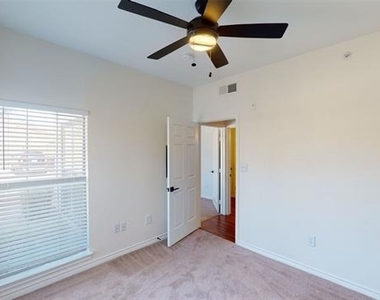 1600 N 9th Street - Photo Thumbnail 5